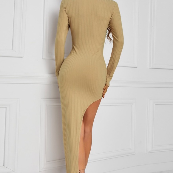 Women's Ribbed Scoop Neck Bodycon Dress with Split - Picture 2 of 5